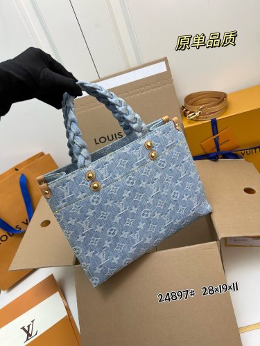 Louis Vuitton Classic Blue Denim Denim Handbag Size: 28x 19 x 11.5 CM