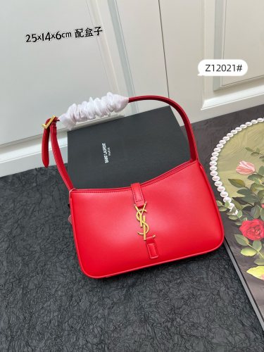 Yves Saint Laurent Classic Leather Underarm Bag Size: 25X14X6 CM