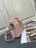 Louis Vuitton Classic Logo Letter Mini Handbag Size: 22 x 12 x 8 CM