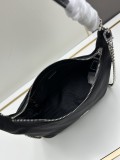 Prada Classic Nylon Versatile Underarm Bag with Chain Strap Crossbody Bag Size: 26x15x11 CM