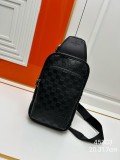 Louis Vuitton Classic Chessboard Pattern Shoulder Bag Size: 20x31x7CM