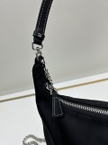 Prada Classic Nylon Versatile Underarm Bag with Chain Strap Crossbody Bag Size: 26x15x11 CM