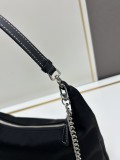 Prada Classic Nylon Versatile Underarm Bag with Chain Strap Crossbody Bag Size: 26x15x11 CM