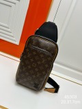 Louis Vuitton Classic Chessboard Pattern Shoulder Bag Size: 20x31x7CM