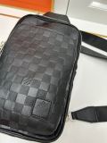 Louis Vuitton Classic Chessboard Pattern Shoulder Bag Size: 20x31x7CM