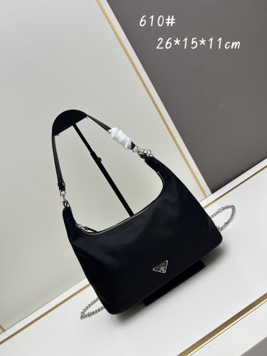 Prada Classic Nylon Versatile Underarm Bag with Chain Strap Crossbody Bag Size: 26x15x11 CM