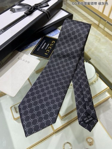 Gucci Classic GG Vintage Pattern Silk Tie