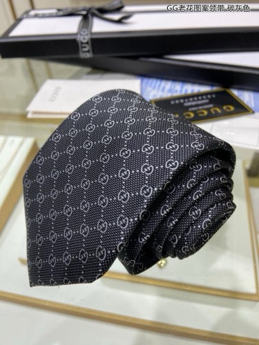 Gucci Classic GG Vintage Pattern Silk Tie