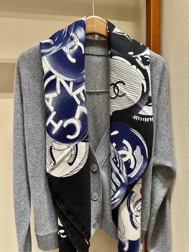 Chanel New Classic Logo Jacquard Cashmere Square Towel Size: 140 * 140 CM