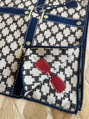 Chanel New Classic Letter Double Sided Printed Velvet Square Towel Size: 110 * 110 CM
