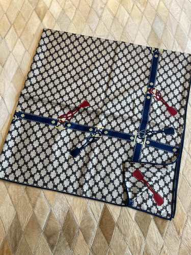 Chanel New Classic Letter Double Sided Printed Velvet Square Towel Size: 110 * 110 CM