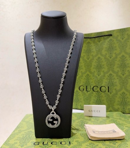 Gucci Classic Trendy Double G Tag Vintage Necklace