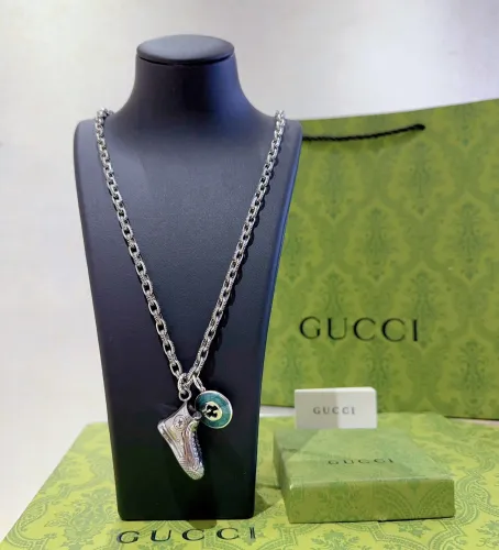 Gucci New Classic Double G Vintage Necklace