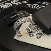 Chrome Hearts Classic Retro Wide Edition Banana Leaf Gemstone Bracelet
