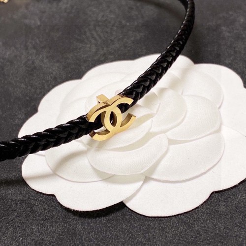 Chanel New Personalized Double C Leather Collar Collar Necklace