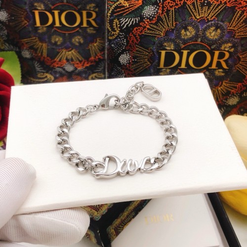 Dior New Classic Silver Smooth Letter Necklace Bracelet