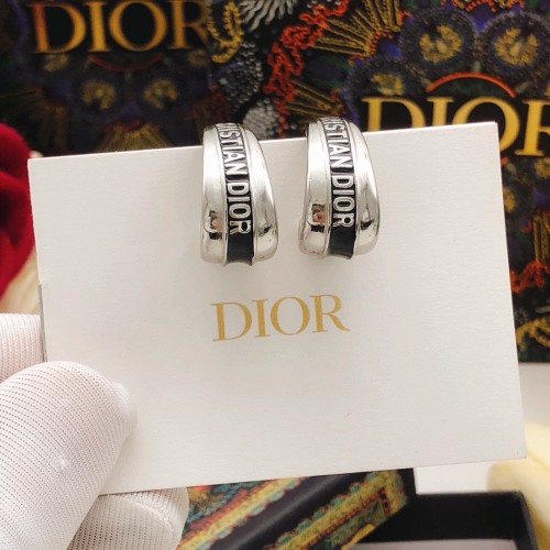 Dior New Classic Vintage Letter Earrings