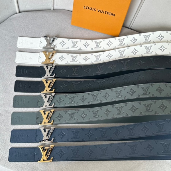 Louis Vuitton Classic Casual Embossed Double Sided Leather Belt 40MM