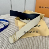 Louis Vuitton Classic Casual Lychee Pattern Belt 40MM