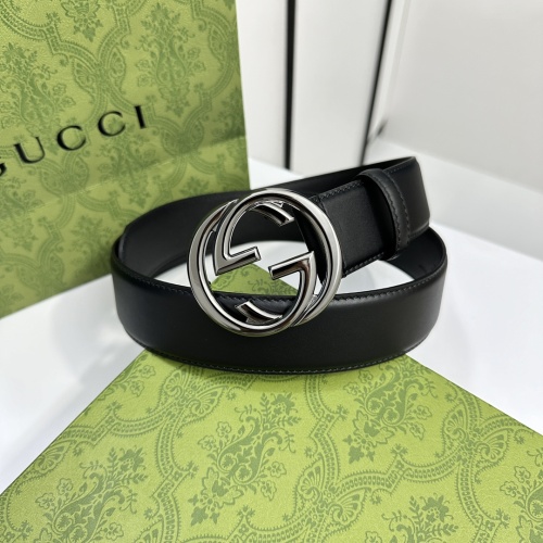 Gucci Classic Interlocking Double G Leather Belt 40MM