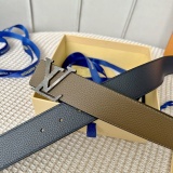 Louis Vuitton Classic Casual Lychee Pattern Belt 40MM
