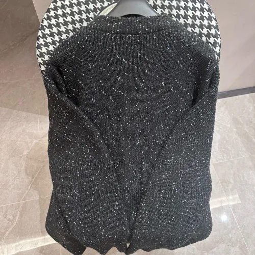 Yves Saint Laurent Fashion Logo Brooch Round Neck Knitted Sweater
