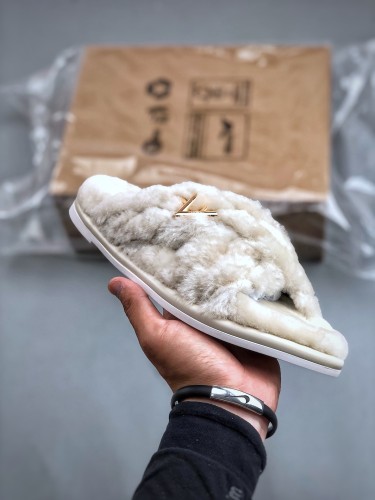 Louis Vuitton winterbreak comfert Flat slippers Women's Lamb Wool Shoes Slippers Sandal