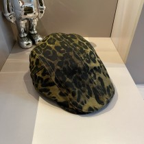 Burberry Fashion Retro Duck Tongue Forward Hat 57CM