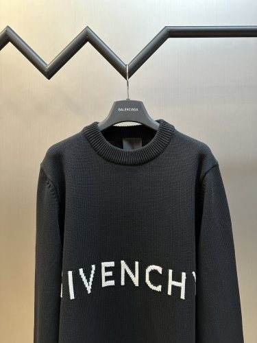 Givenchy New Classic 4G Logo Jacquard Wool Round Neck Sweater