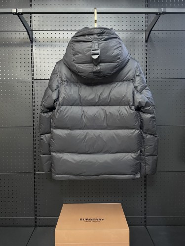 Burberry New Retro Hooded Zipper Down Jacket Unisex Detachable Sleeve Casual Down Jacket