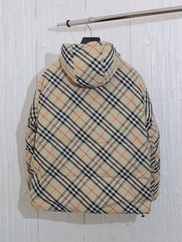 Burberry New Couple Grid Double Sided Wearable Casual Down Jacket