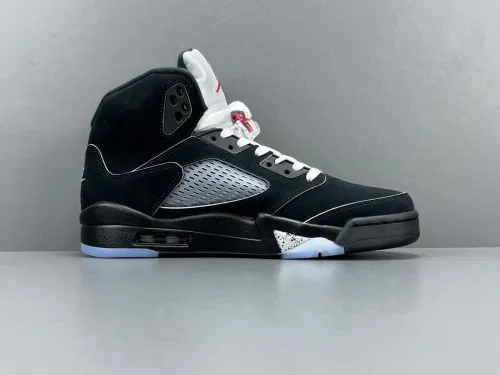 Nike Jordan Air Jordan 5 BLACK METALLIC REIMAGINED Men Basketball Sneakers Shoes