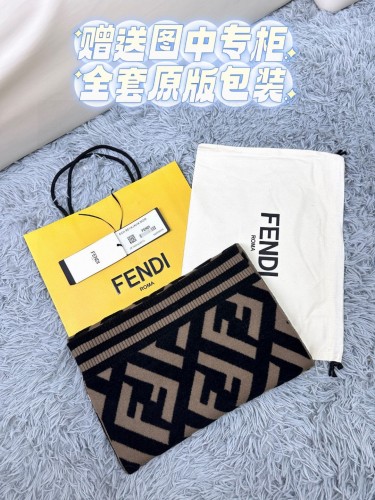 Fendi Classic Couple FF Jacquard Scarf