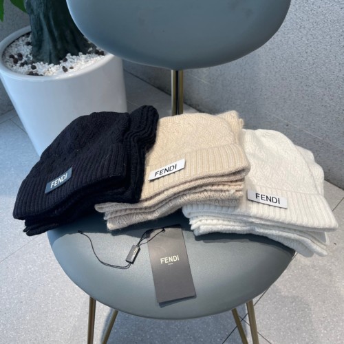 Fendi New Versatile Casual Cashmere Knitted Hat and Scarf Set