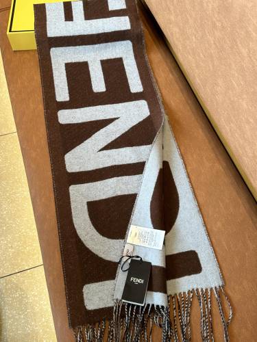 Fendi New Logo Jacquard Color Blocked Wool Scarf Size: 33 * 185 CM