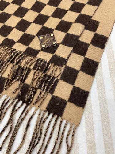 Louis Vuitton New Classic Checkered Cashmere Scarf Size: 30 * 180 CM