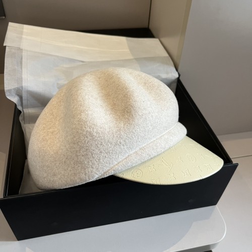 Louis Vuitton New Fashion Woolen Octagonal Hat Women's Woolen Duck Tongue Hat 57CM