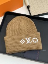 Louis Vuitton New Versatile Unisex Embroidered Logo Wool Knitted Hat