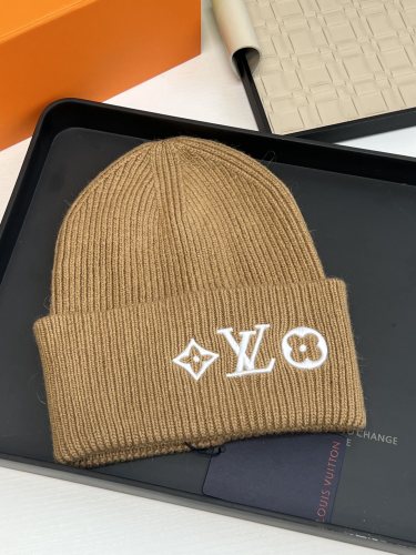 Louis Vuitton New Versatile Unisex Embroidered Logo Wool Knitted Hat