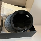 Louis Vuitton New Fashion Woolen Octagonal Hat Women's Woolen Duck Tongue Hat 57CM