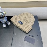 Prada New Classic Versatile Solid Color Knitted Hat Couple Retro Cold Hat