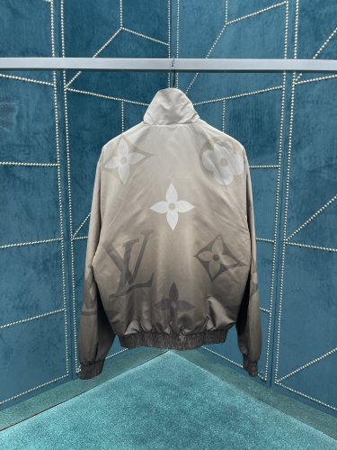 Louis Vuitton New Couple Gradient Logo Windproof Jacket