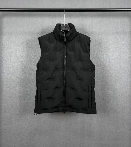 Burberry New Classic Heavy Industry Embroidered Zipper Down Sleeveless Vest