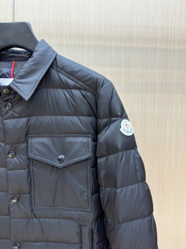 Moncler New Classic Casual Collar Down Jacket