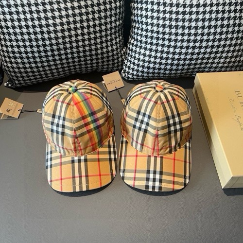 Burberry Classic Checkered Baseball Hat Couple Casual Duck Tongue Hat