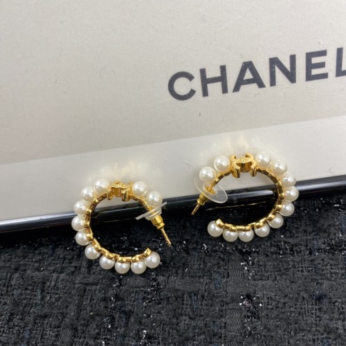 Chanel New Fashion Pearl Double C Earrings