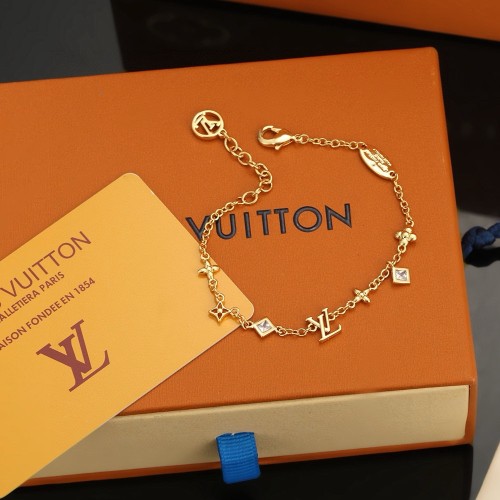 Louis Vuitton Classic Versatile Letter Bracelet