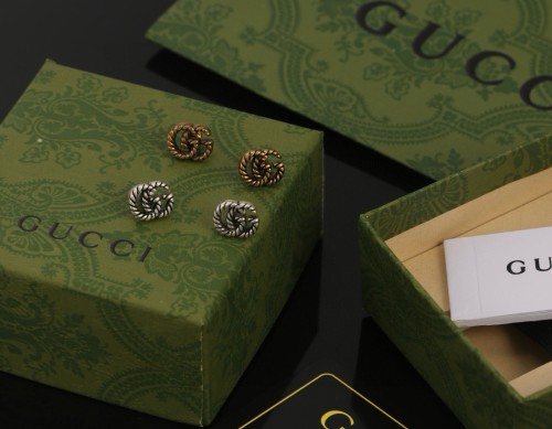 Gucci Classic Vintage Fried Dough Twists Double G Letter Earrings