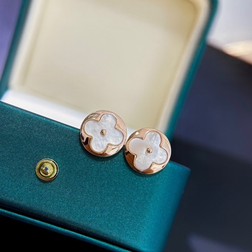 Louis Vuitton New Fashion Versatile Clover Earrings