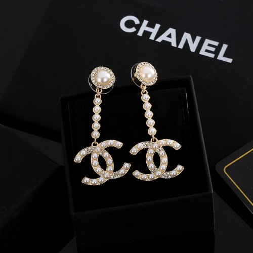 Chanel New Fashion Elegant Pearl Earrings